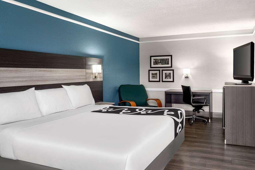 La Quinta Inn By Wyndham Victoria Ruang foto